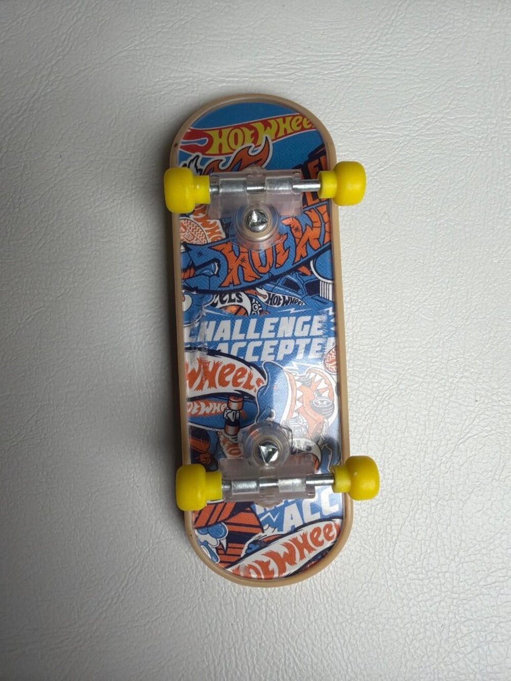 Lot of 3 Hot Wheels Skate Tony Hawk Fingerboards - Mini Skateboards - Picture 6 of 6